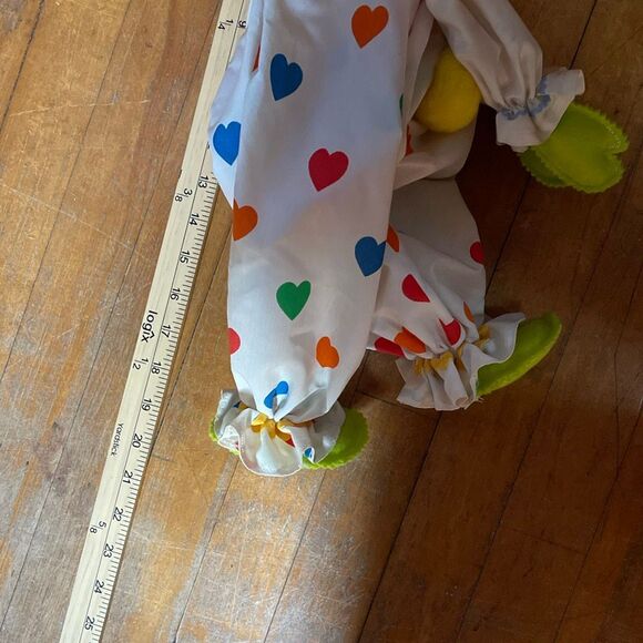 Vintage smiling happy sitting clown toy - Picture 11 of 13